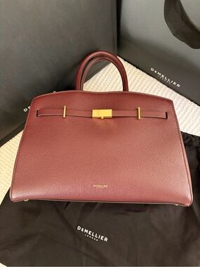 DeMellier the Midi Hudson Handle Satchel in Burgundy grain Leather EUC sold out